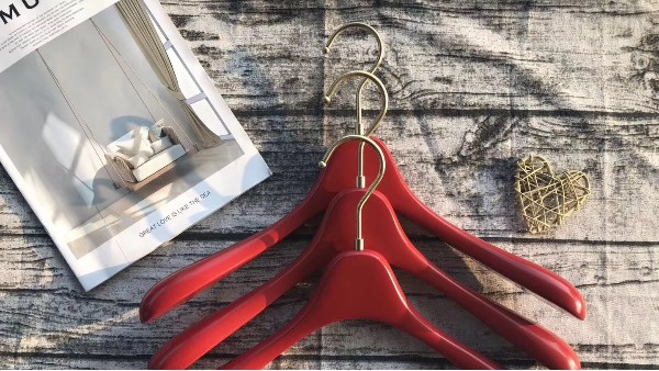 衣架有哪些好的品牌？知道他不算晚【華恩衣架】