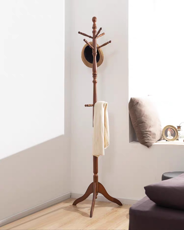 超實(shí)用型的衣帽架