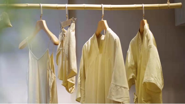 服裝衣架批發(fā)市場(chǎng)