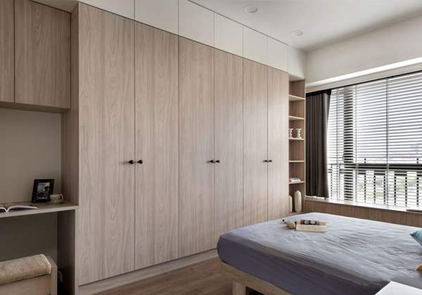 臥室衣柜用什么衣架