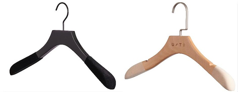 實木衣架與塑料衣架對比