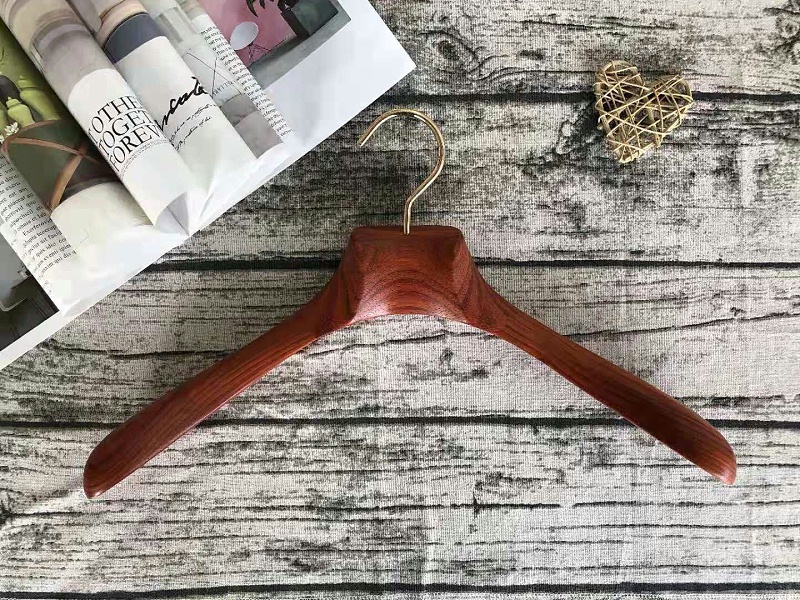 實(shí)木衣架是什么材料的