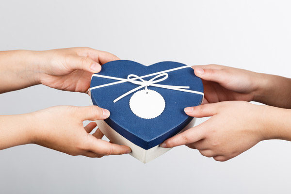 定制專屬禮品對(duì)于企業(yè)的好處