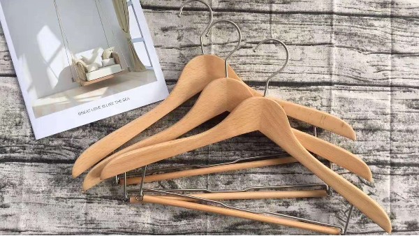 “用一年時間，做一件終生難忘的事”--什么牌子的實木衣架好【華恩】