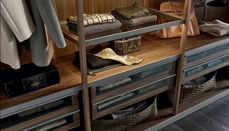 衣柜抽屜實(shí)用還是褲架實(shí)用