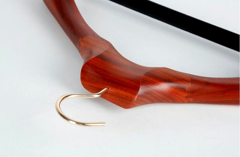 品牌服裝用衣架——實木