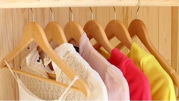 衣帽架是櫸木的好還是橡膠木的好
