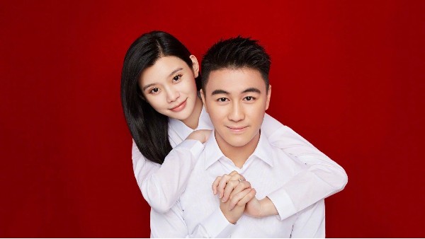 讓何猷君奚夢(mèng)瑤告訴你實(shí)木衣架怎么樣【華恩】