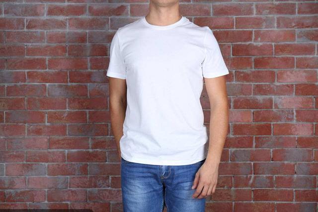 衣服怎么掛不鼓包