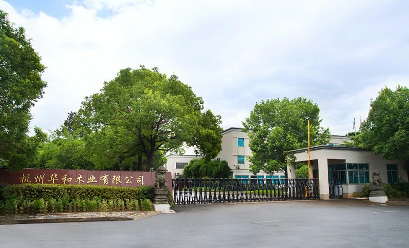 哪里有生產(chǎn)實(shí)木衣架的廠家