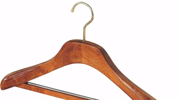 用櫸木生產(chǎn)衣架好嗎？看完這三點再說話【華恩】