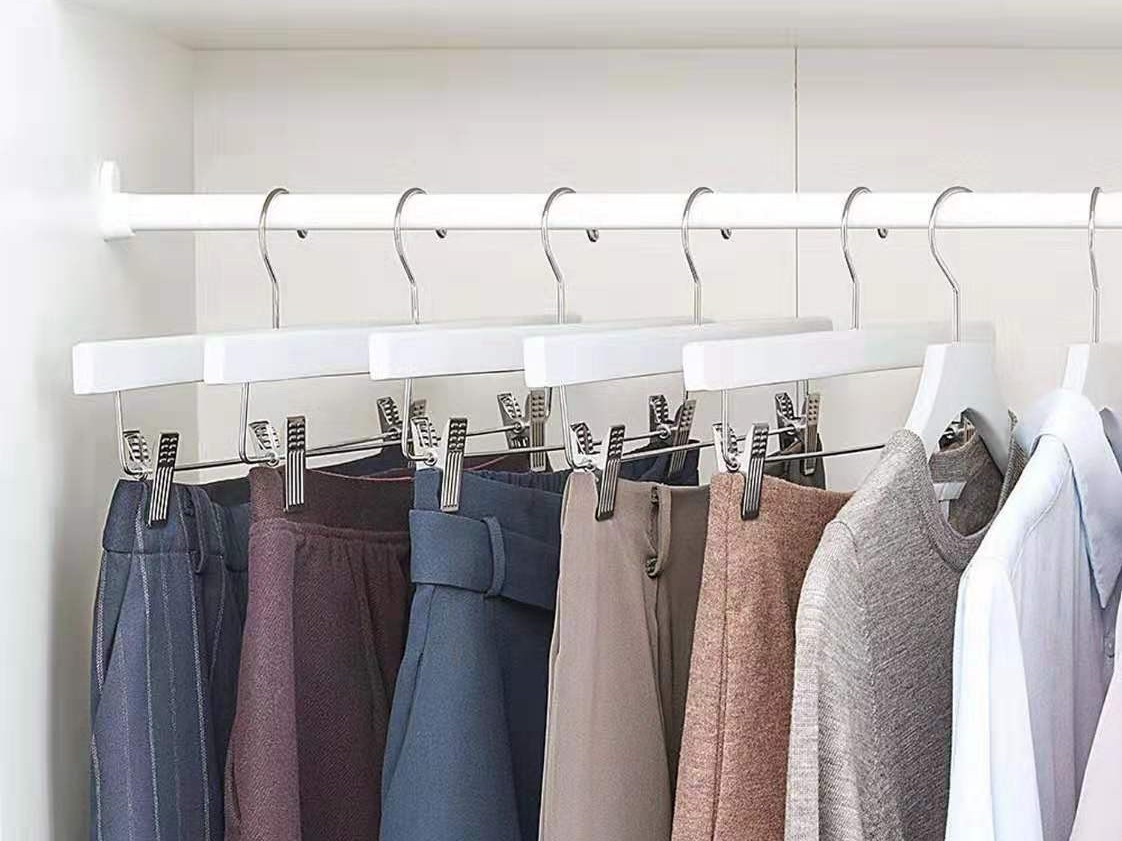 掛衣桿和褲架哪個(gè)好