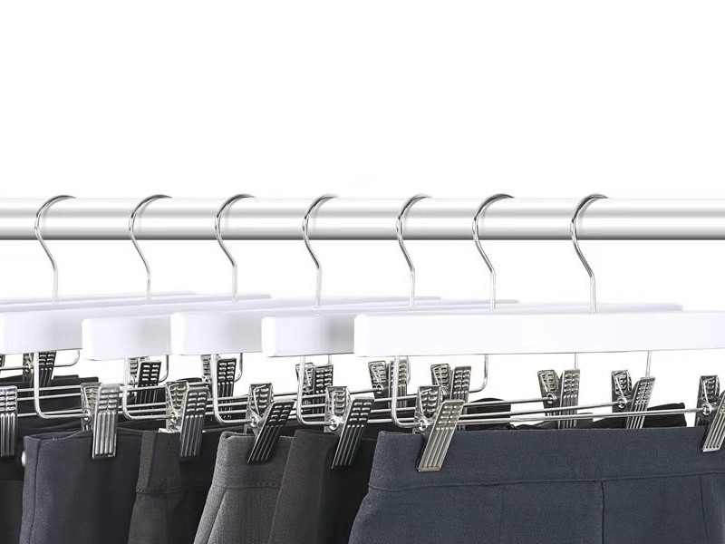 掛衣桿和褲架哪個(gè)好