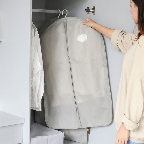 定制西服定做西裝--日常洗護