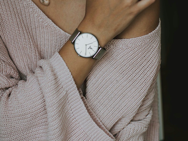 成人禮送什么禮物給女兒好——手表