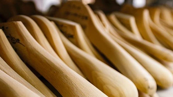 實(shí)木衣架怎么保養(yǎng)