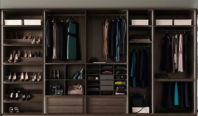 衣柜抽屜實(shí)用還是褲架實(shí)用