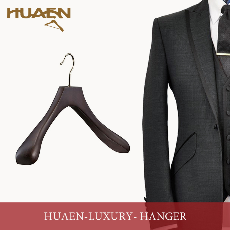 實(shí)木衣架會(huì)發(fā)霉嗎