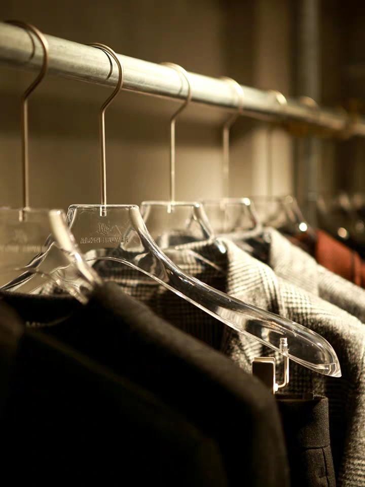 亞克力衣架結(jié)實(shí)嗎