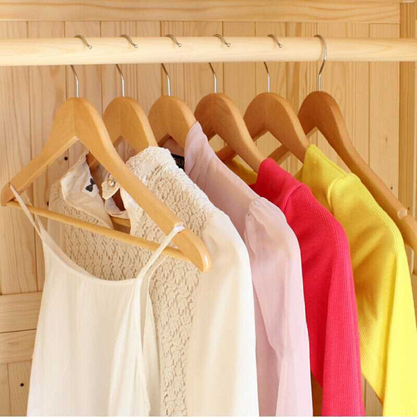 服裝店用白色還是黑色衣架