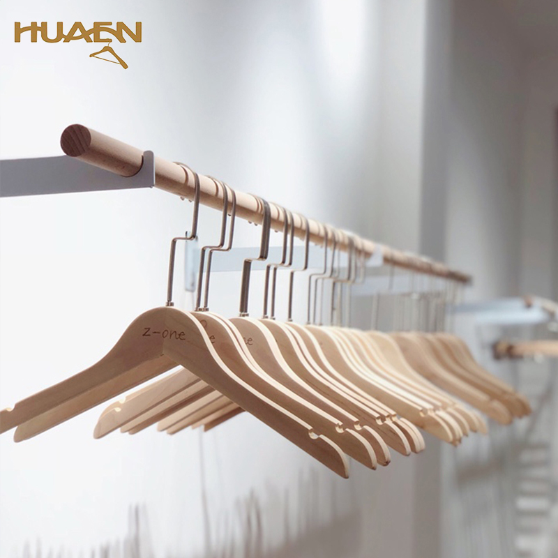 生產(chǎn)實木衣架廠家