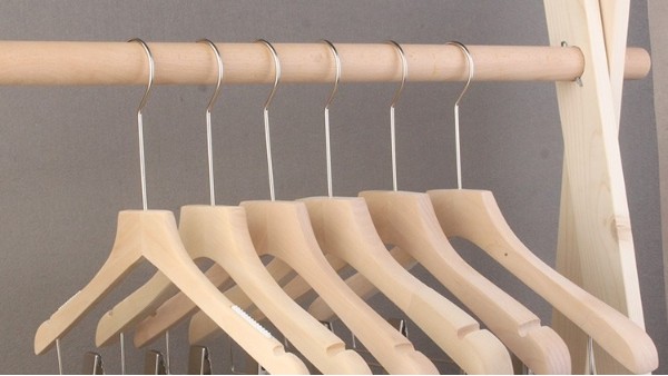 木頭衣架生產(chǎn)廠家