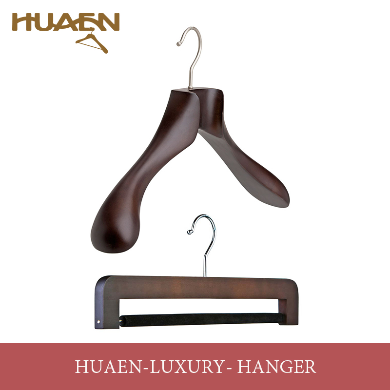 衣服掛什么牌子好