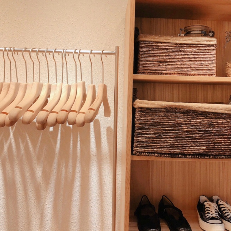 實木衣架好嘛？【華恩】