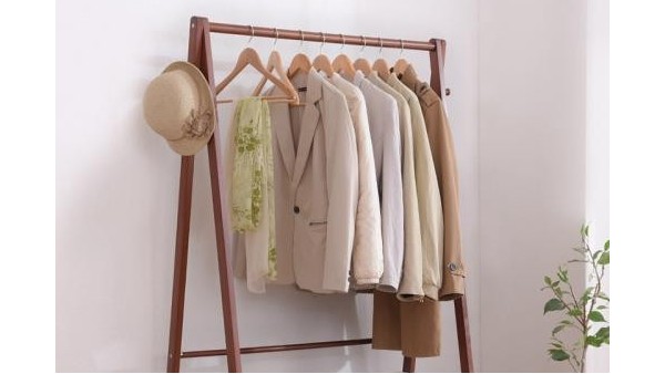 服裝衣架買哪家的比較好呢？--華恩衣架