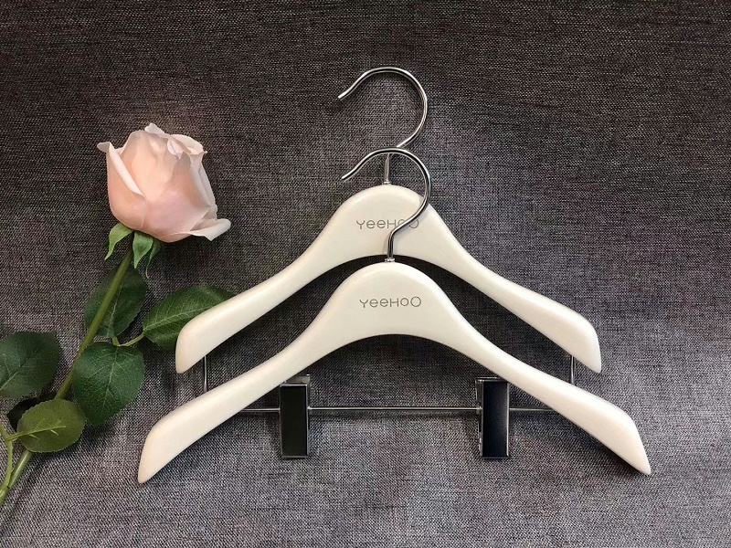 衣服架怎么掛裙子