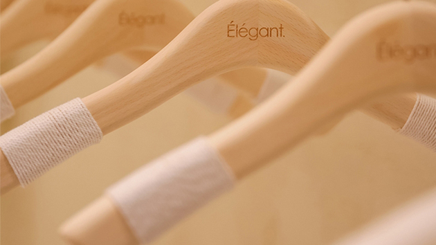 防滑木衣架有哪些防滑工藝？三分鐘帶你了解！——華恩