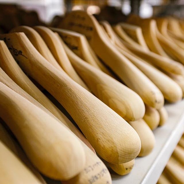 浙江什么地方有服裝衣架批發(fā)