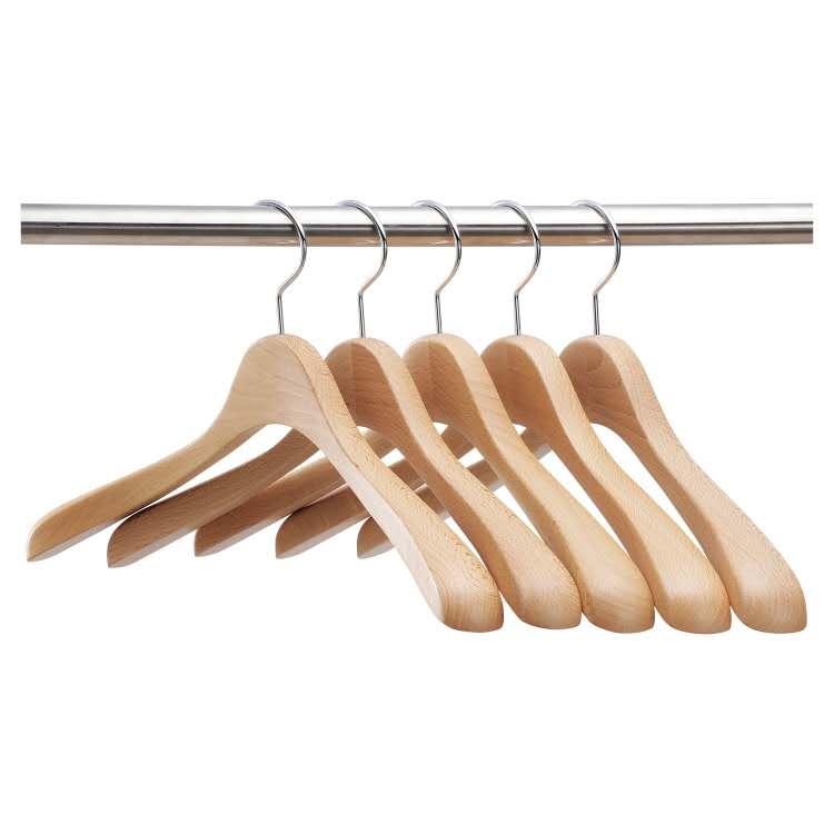 讓化著微醺妝的宋祖兒來(lái)告訴你什么材質(zhì)的實(shí)木衣架好