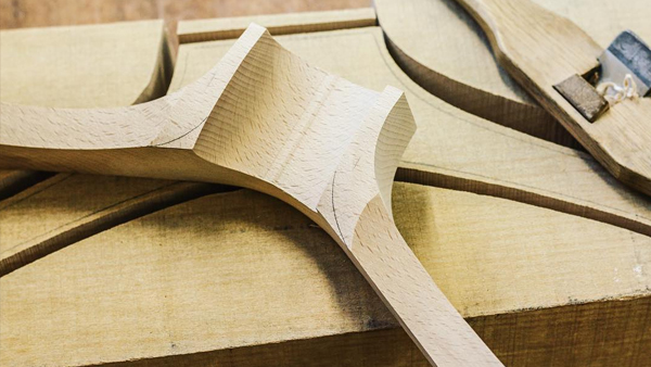 實木衣架會生蟲嗎—你從沒聽過的實木衣架防蟲妙招【華恩】