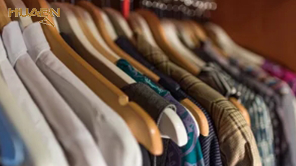 木質(zhì)衣架圖片大全