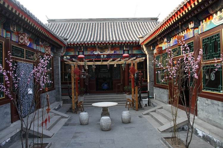  北京實木衣架哪里買