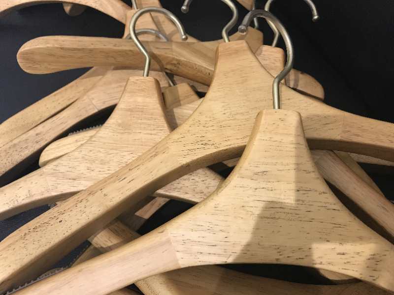 如何預(yù)防新買的褲架發(fā)霉