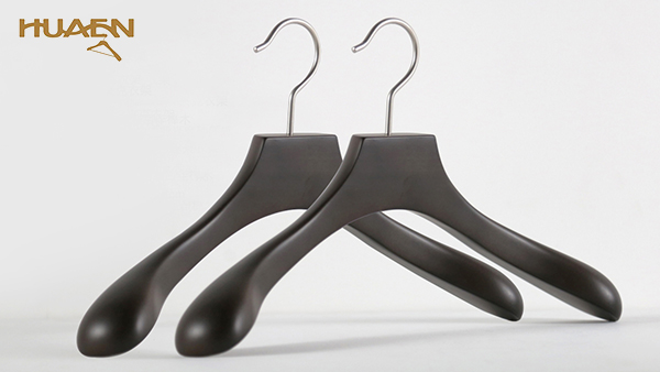 品牌服裝用衣架