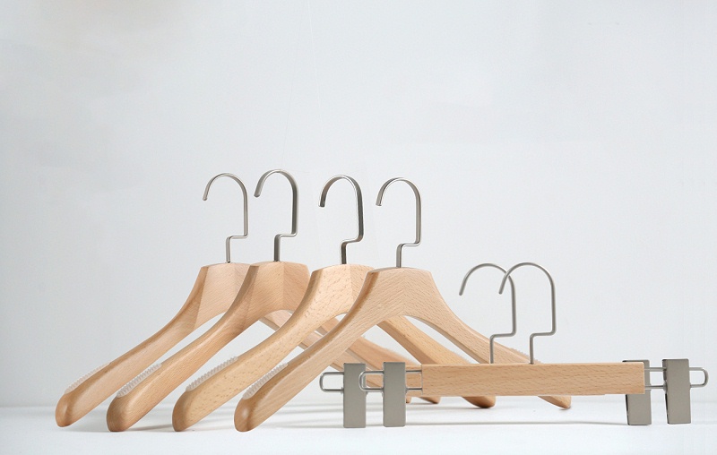 服裝防滑木衣架批發(fā)