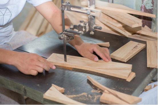 浙江哪里有實木衣架廠