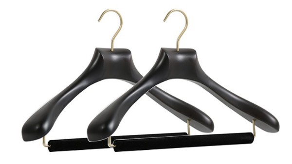 西裝實(shí)木衣架