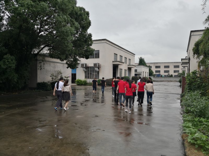 實(shí)木衣架哪個(gè)牌子好