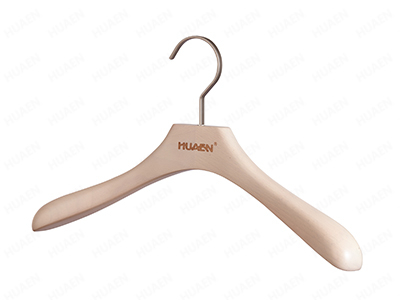 衣柜衣架用哪種比較好