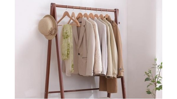 落地衣帽架哪種材質(zhì)比較好