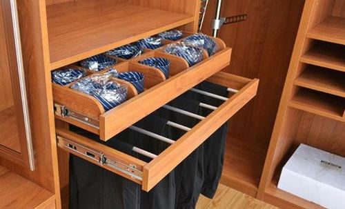 衣柜褲架買(mǎi)哪種的好