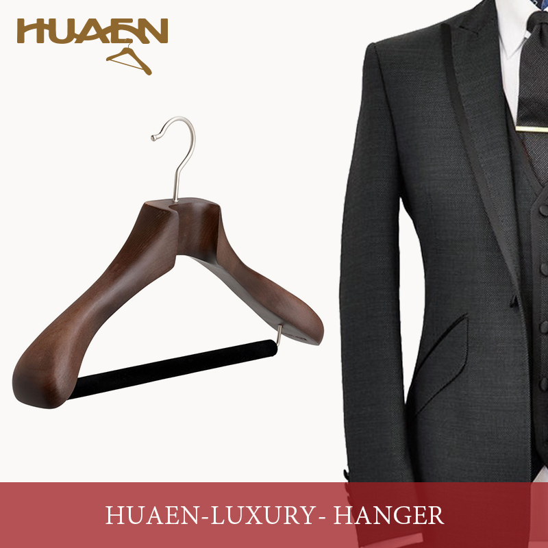 怎么用衣服掛掛衣服